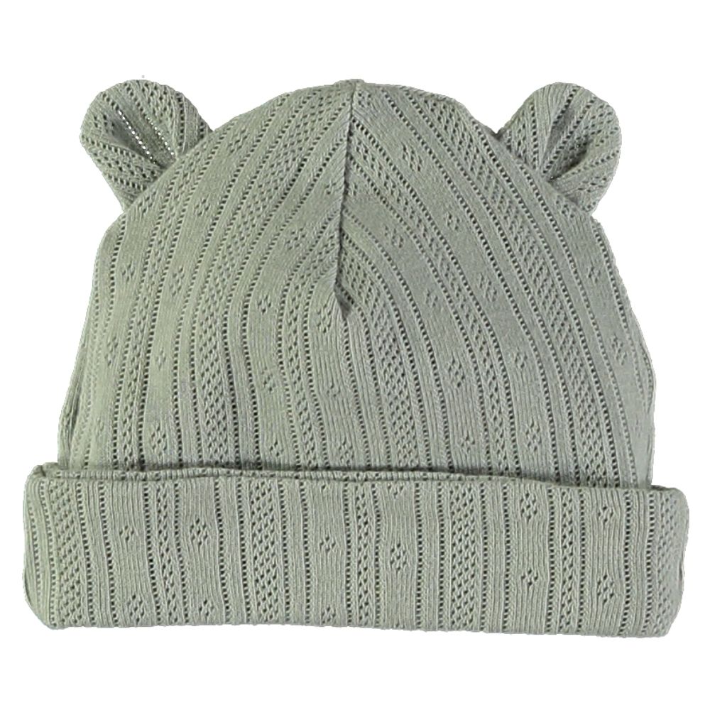 Gorro de malha cinza claro com orelhas pequenas