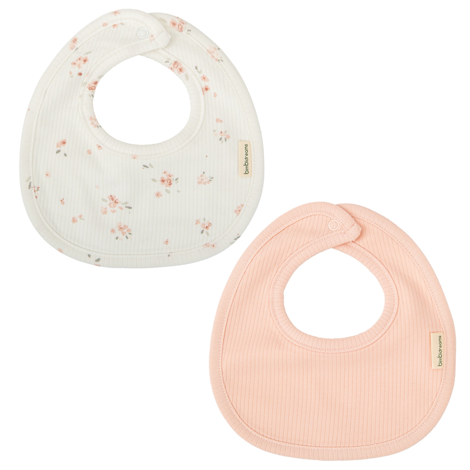 Dois babetes de bebé com padrões florais e rosa