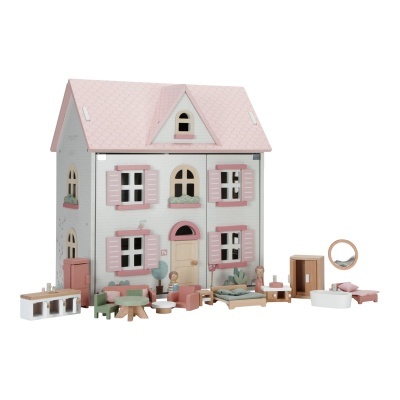 Casa de bonecas branca com telhado rosa e móveis de madeira