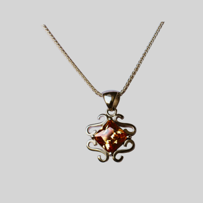 https://www.anamagalhaesjoias.com/product/colar-rua-dos-marchantes
