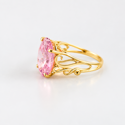 Anel de ouro com pedra rosa oval