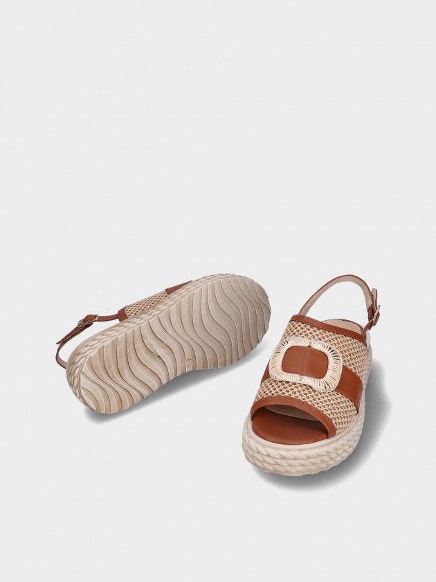 Sandália MLV PAOLA.03 Camel Sandálias femininas bege com detalhe castanho e solado antiderrapante