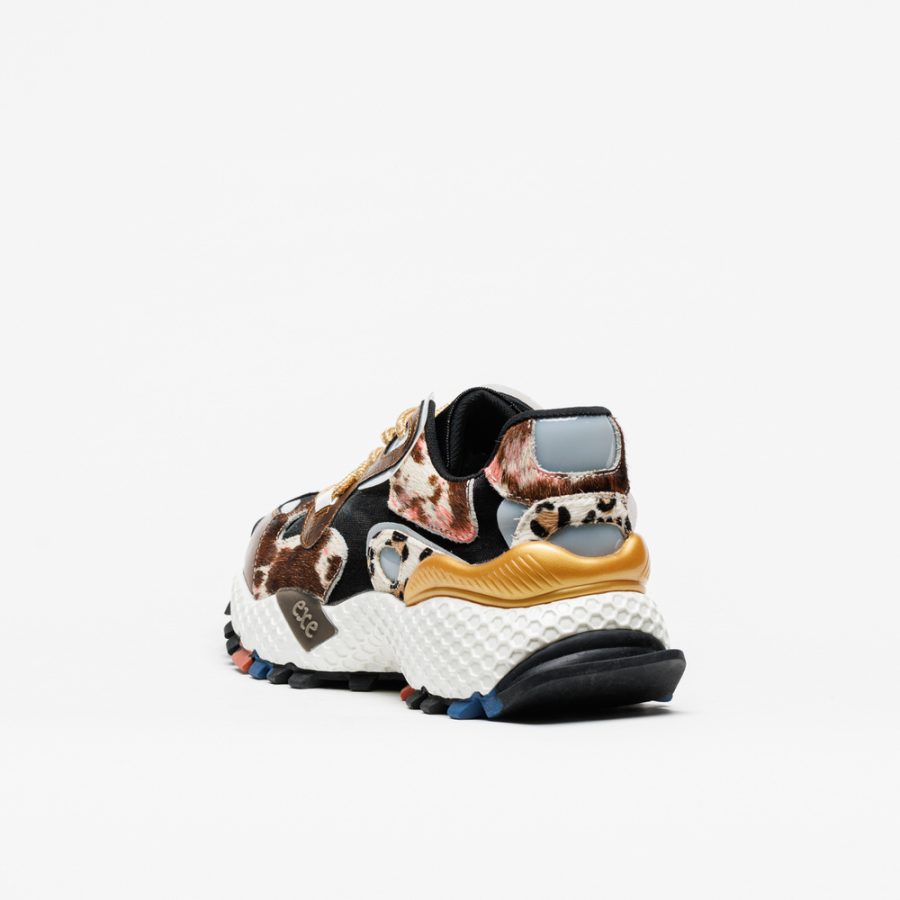 Sapatilhas Exé 3020-10 Bronze Black Ténis desportivos com padrão animal print e sola colorida sobre fundo branco