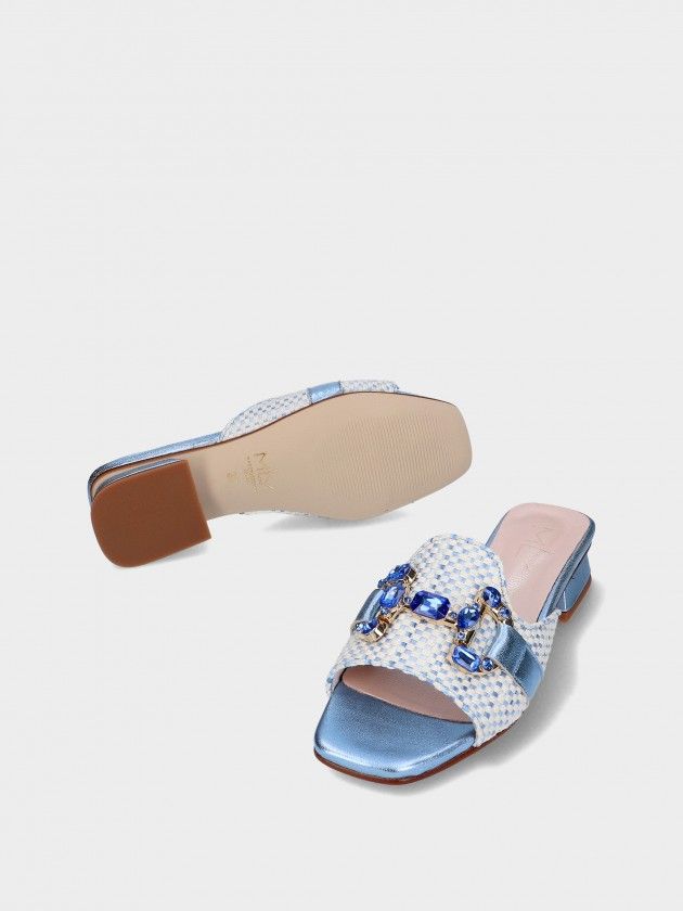 Chinelo MLV Carol.18 Blue Sandálias de senhora azuis e brancas com salto baixo e pedras decorativas azuis