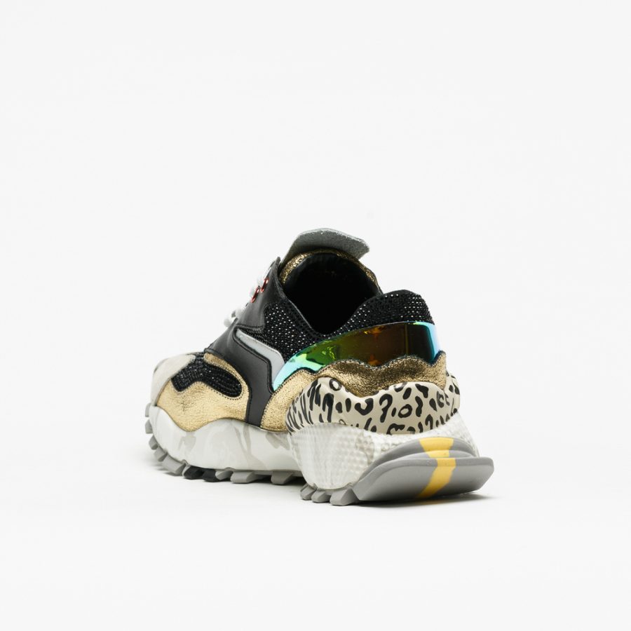 Sapatilhas Exé 0129.10 Black Sapatilha desportiva multicolor vista de trás sobre fundo branco