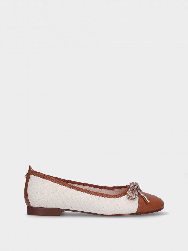Sabrina MLV ROSA.11 Camel Sapatilha feminina branca com bordas castanhas e laço frontal