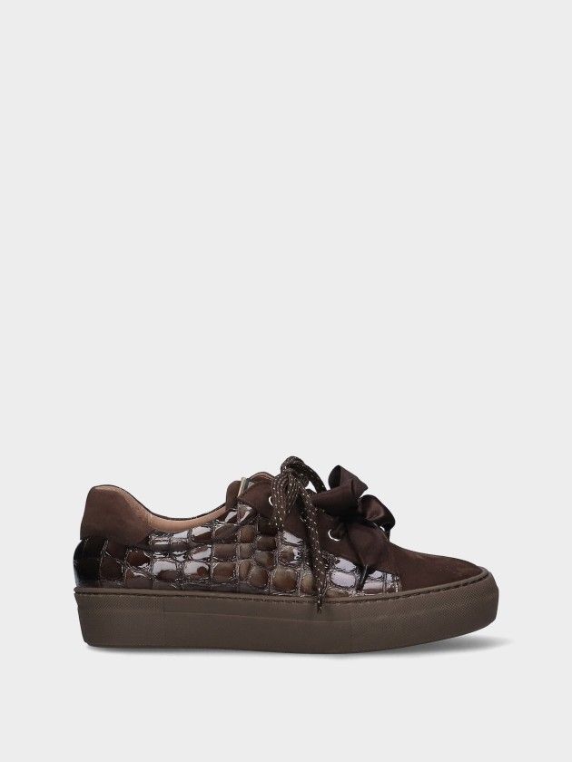 Sapatilha MLV Agata.04 Brown Tênis feminino castanho com textura imitação pele de crocodilo e laço decorativo