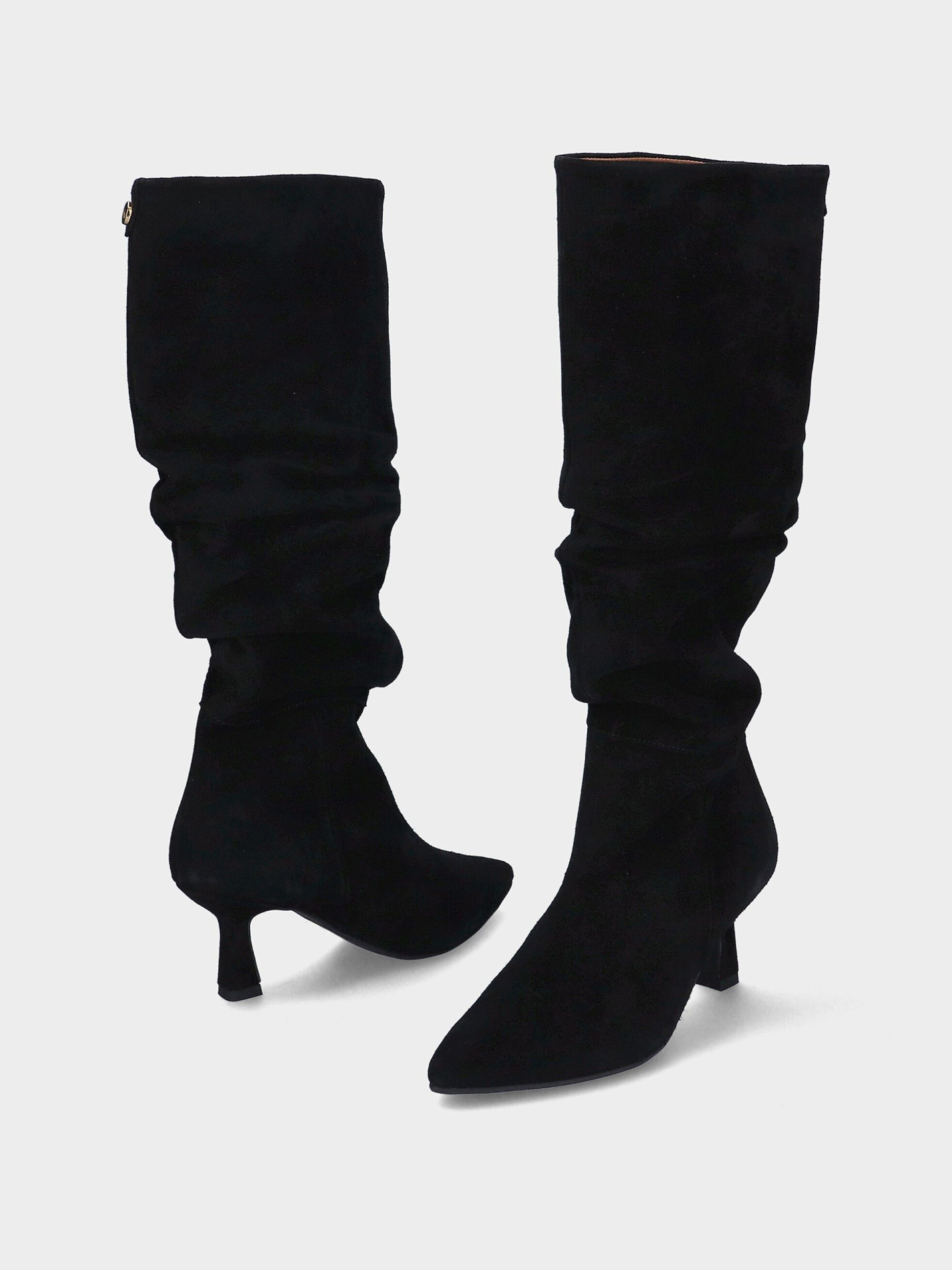 Bota Cano Alto MLV Leonor.05 Black Botas pretas de salto médio fino em tecido camurça