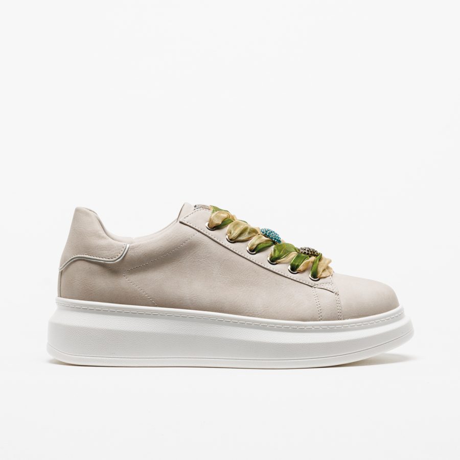 Sapatilhas Exé 66-61EX10 OFF White Ténis cinza claro com sola branca e atacadores verdes e azuis