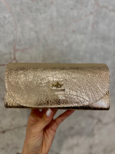 Pochete MLV Sydney.16 Gold Carteira dourada em pele com logo MLV