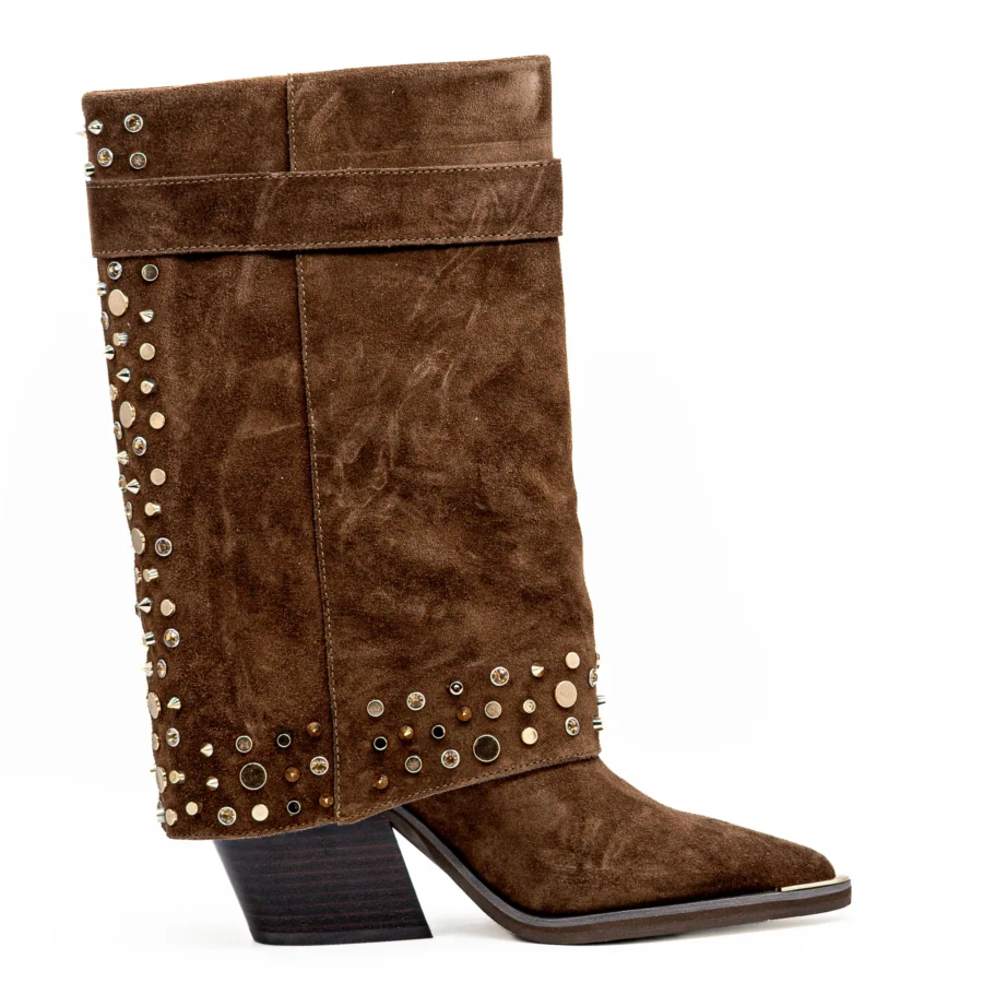 Bota Alma en Pena I260724 Camel Bota de senhora castanha em camurça com tachas e salto médio