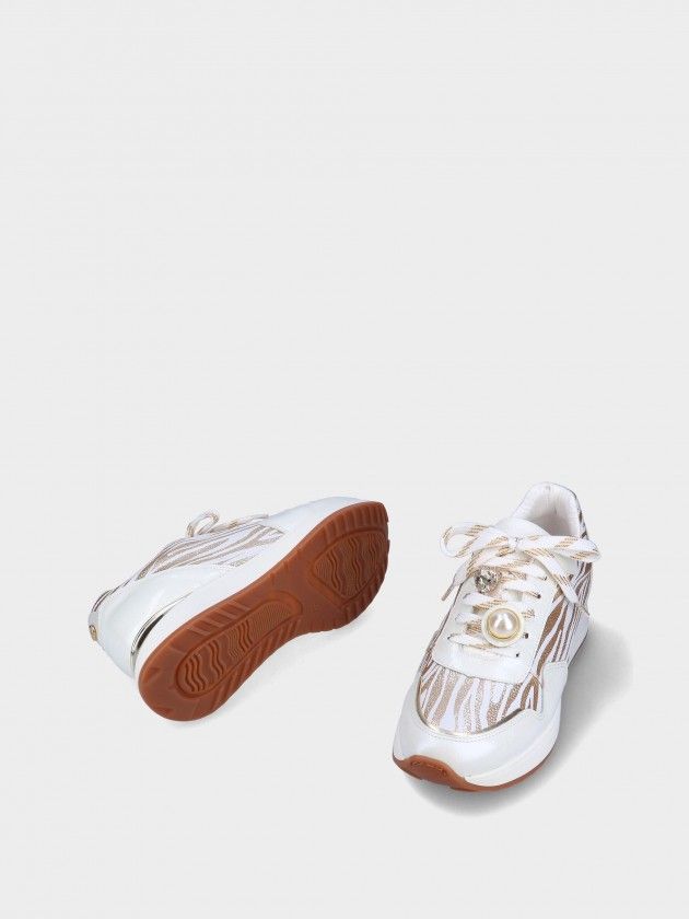 Sapatilha MLV Amanda.16 White Sapatilhas brancas com padrão zebrado beige e detalhes dourados