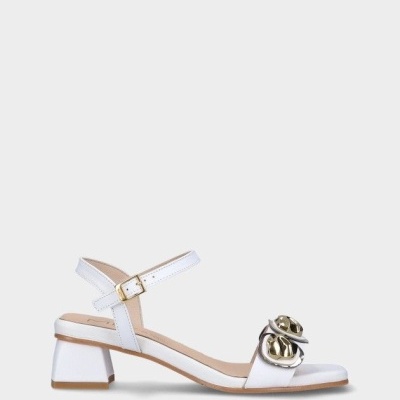 https://www.anajosapataria.com/product/sandalias-mlv-clarisse-08-white