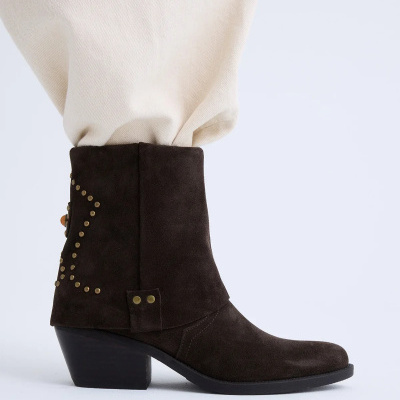 https://www.anajosapataria.com/product/botim-exe-18737-81r-brown