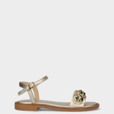 Sandália dourada com fivela e aplicação metálica