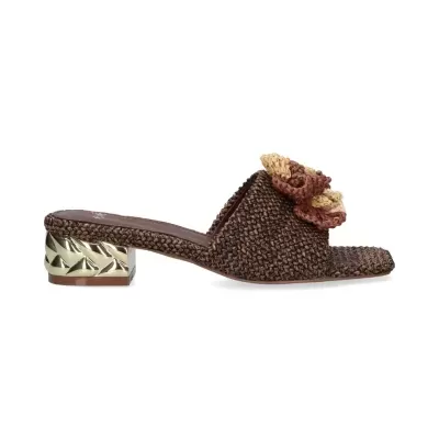 https://www.anajosapataria.com/product/sandalias-exe-katy-401-brown