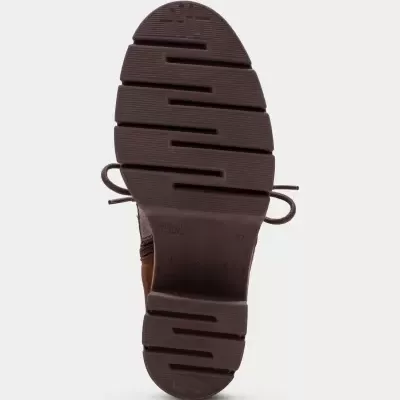 Sola de sapato castanha escura com riscas anti-derrapantes