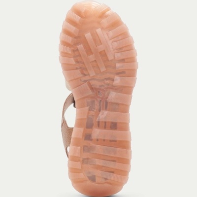 Sola de sandália em borracha translúcida cor salmão com padrão de tração