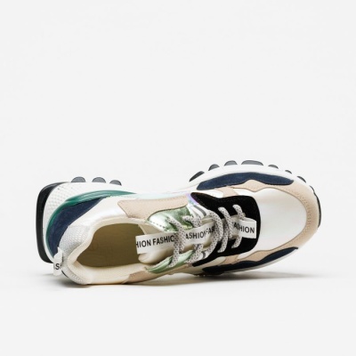 Sapatilha desportiva em branco, bege, preto e azul com etiqueta 'FASHION'