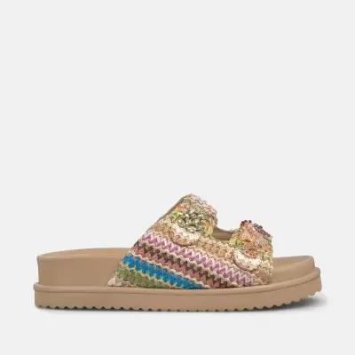 Sandália tipo chinelo com sola bege e parte superior trançada multicolorida com detalhes em pedraria