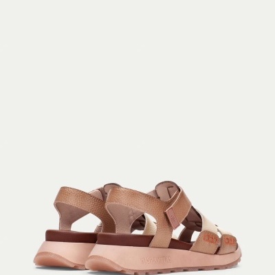Sandálias castanhas com velcro e sola rosa claro marca HISPANITAS