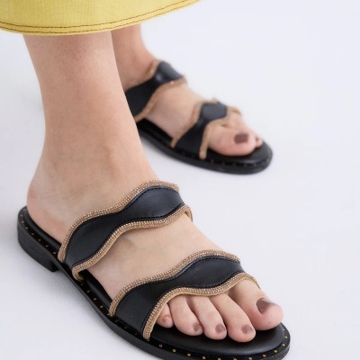 https://www.anajosapataria.com/product/chinelos-exe-a2322-y01-black