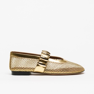 https://www.anajosapataria.com/product/sabrinas-abf-97-d005-332-golden