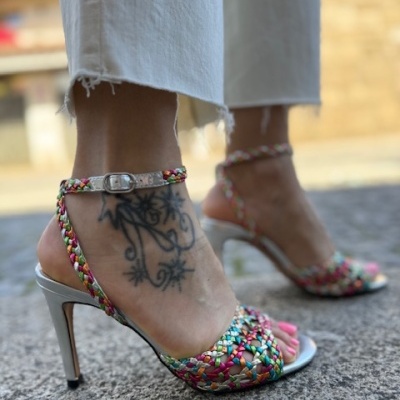 https://www.anajosapataria.com/product/sandalia-exe-rebeca-447mult