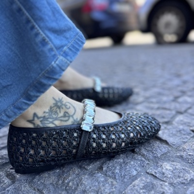 https://www.anajosapataria.com/product/sabrinas-abf-97-ks-26-16-black