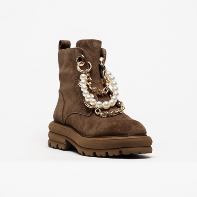 https://www.anajosapataria.com/product/bota-befree-kiara-178-taupe