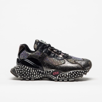 https://www.anajosapataria.com/product/sapatilhas-exe-928-12-black-purple
