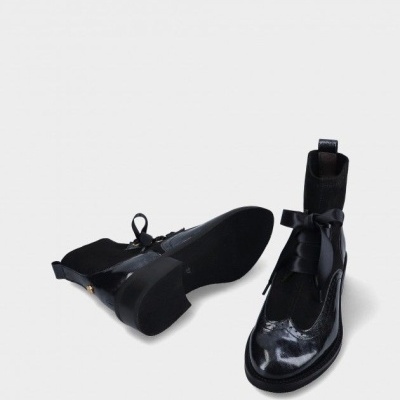 https://www.anajosapataria.com/product/botim-mlv-rafaela-92-black