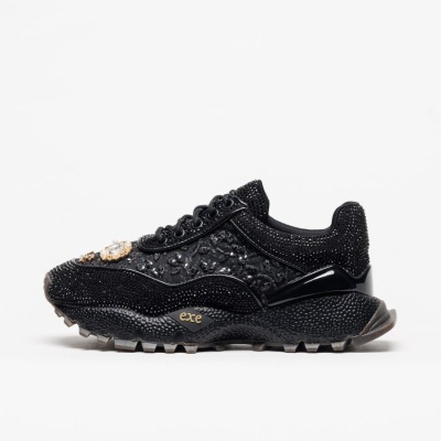 https://www.anajosapataria.com/product/sapatilhas-exe-928-20-black