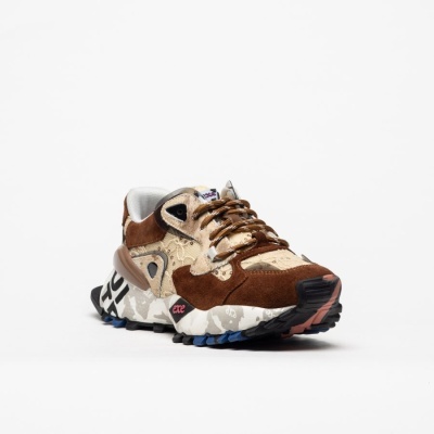 https://www.anajosapataria.com/product/sapatilhas-exe-134-10p-camel-beige