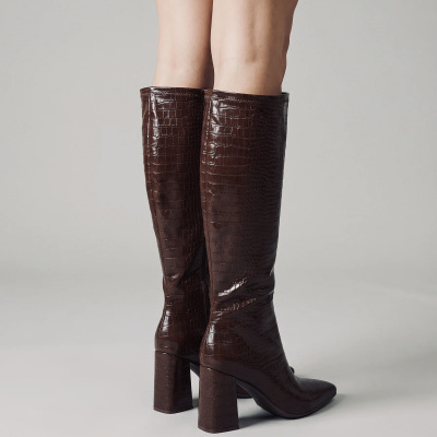 https://www.anajosapataria.com/product/bota-cano-alto-abf-97-hv2529-coffee