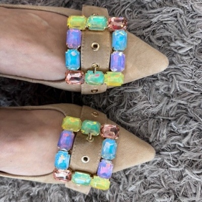 https://www.anajosapataria.com/product/sapato-alma-en-pena-v262203-taupe