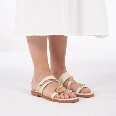 https://www.anajosapataria.com/product/chinelos-abf-97-ks-26-167-offwhite