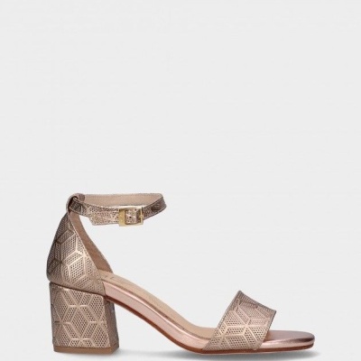 https://www.anajosapataria.com/product/sandalias-mlv-claudia-31-rose-gold