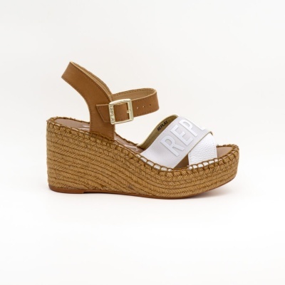https://www.anajosapataria.com/product/sandalias-replay-susan-cross