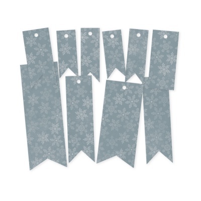 Etiquetas de cartão cinza com padrão de flocos de neve branco e furos no topo