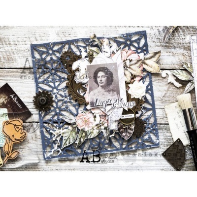 Cartão decorativo azul com flores, elementos metálicos e imagem vintage da mulher