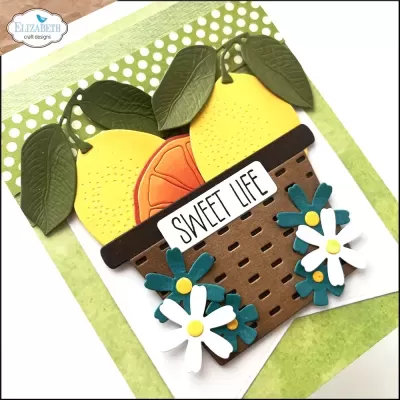 Cartão artesanal com frutas e flores coloridas e texto SWEET LIFE