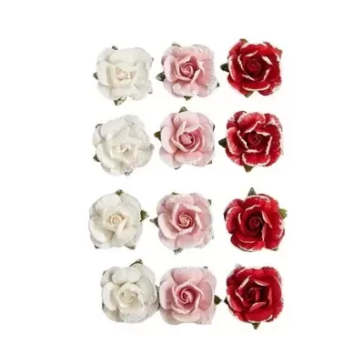 Flores artificiais em tecido branco, rosa claro e vermelho com bordas brancas organizadas em grelha.