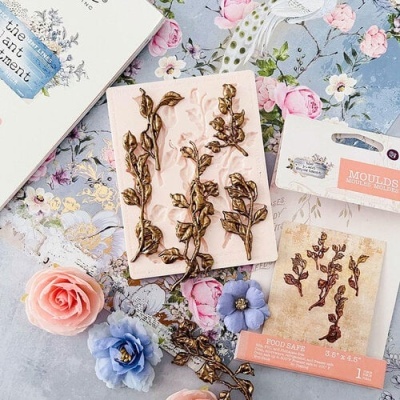 Moldes de silicone para folhas e flores em 3D com flores decorativas sobre fundo floral