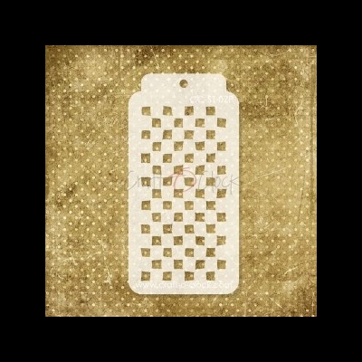 Raspador branco com padrão xadrez e furo para pendurar sobre fundo castanho pontilhado