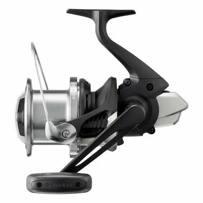 Carretel de pesca preto e prateado com alça e bobina