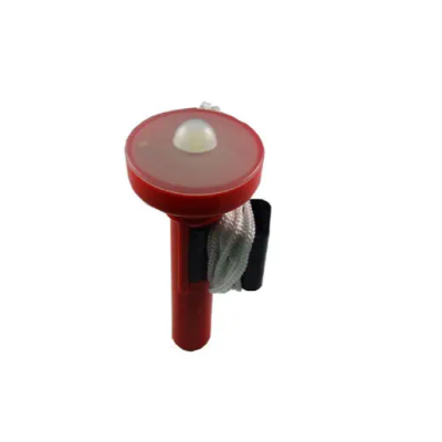 Dispositivo vermelho com botão translúcido e pulseira cinzenta