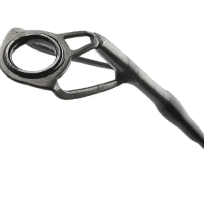 Ponteira de vara de pesca preta com anel metálico e suporte reforçado