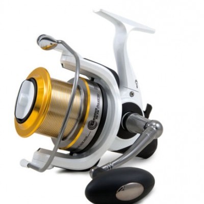 Carretel de pesca branco com bobina dourada e punho preto