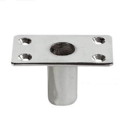 Peça metálica cromada com base retangular e tubo cilíndrico